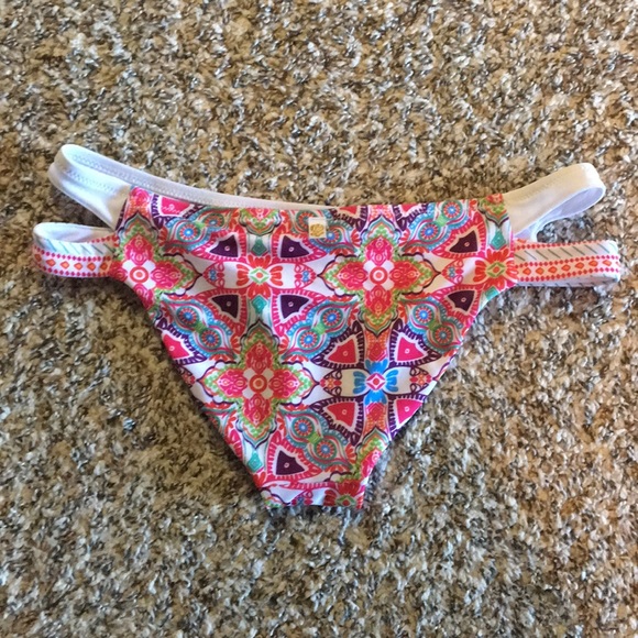 Bikini Bottom - Picture 2 of 7